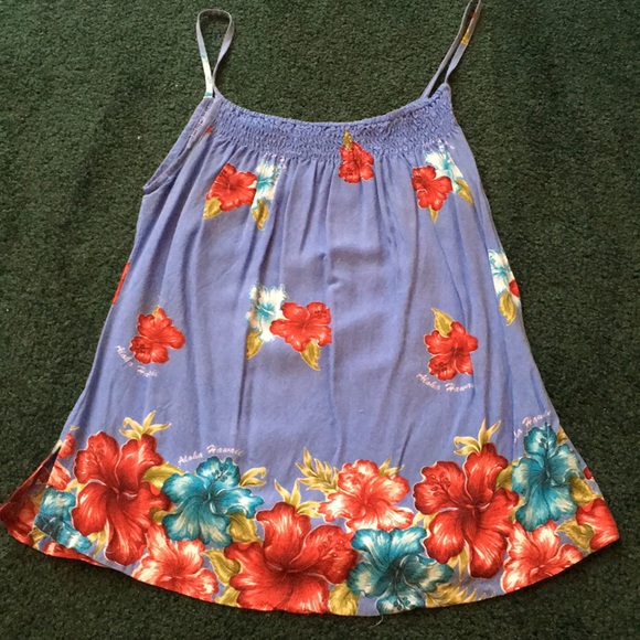 Top - Picture 2 of 3